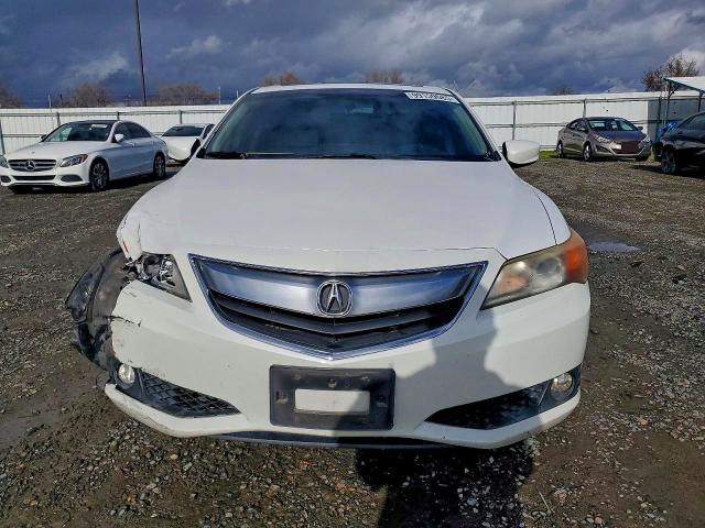 2013 Acura Ilx მანქანა იყიდება აუქციონზე, vin: 19VDE1F59DE011435, აუქციონის ნომერი: 99159685