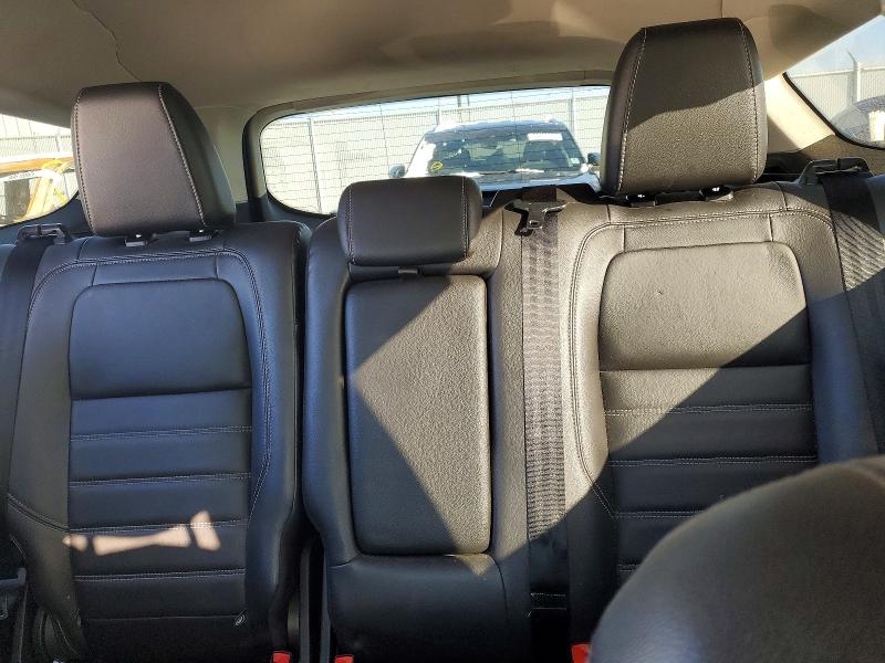 Продажа на аукционе авто 2017 Ford Escape, vin: 1FMCU9J93HUE40572, номер лота: 99756695