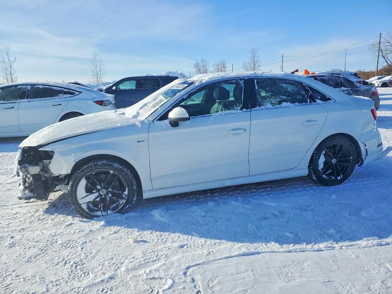 Продажа на аукционе авто 2018 Audi A3, vin: WAUJ8GFF6J1072007, номер лота: 73483205