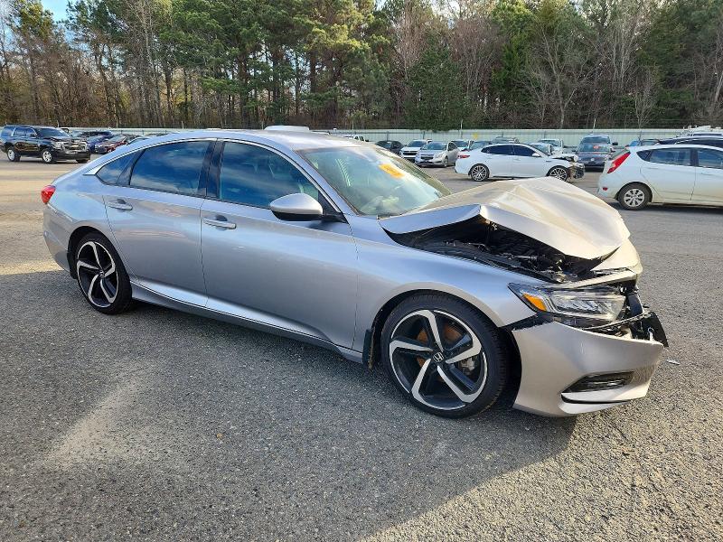 2020 Honda Accord მანქანა იყიდება აუქციონზე, vin: 1HGCV1F35LA084077, აუქციონის ნომერი: 72737645