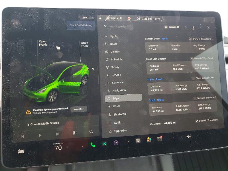 Продажа на аукционе авто 2023 Tesla Model Y, vin: 7SAYGDEEXPF868371, номер лота: 74617325