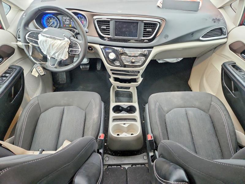 99388735 :رقم المزاد ، 2C4RC1CG3NR226690 vin ، 2022 Chrysler Voyager مزاد بيع