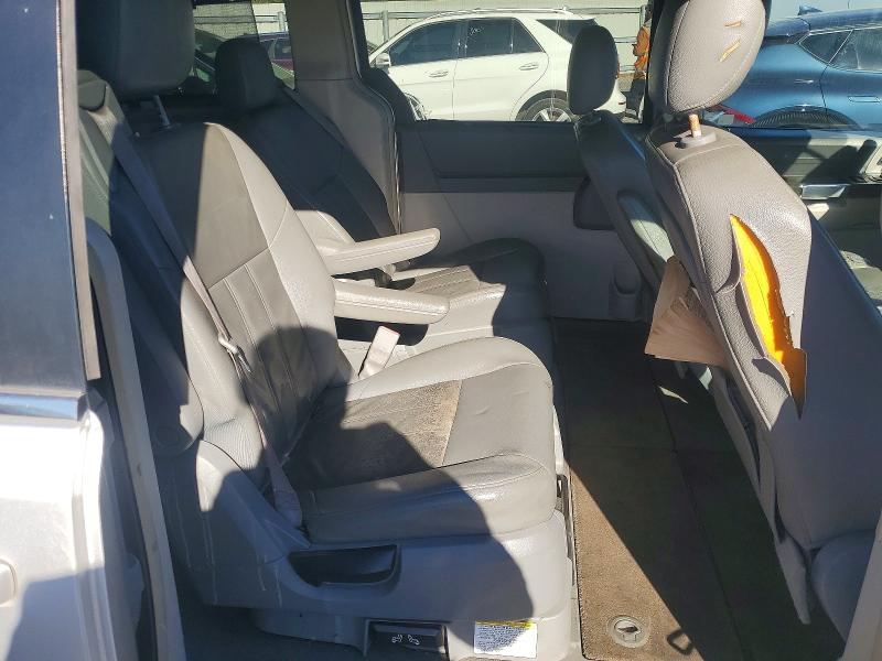 Продажа на аукционе авто 2008 Chrysler Town & Cou, vin: 2A8HR54P48R752291, номер лота: 72843575