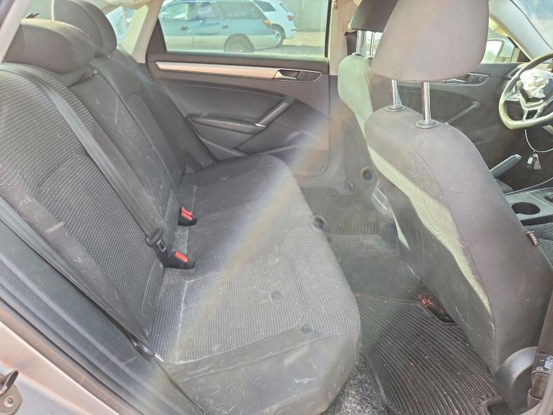 99069845 :رقم المزاد ، 1VWAT7A36GC045074 vin ، 2016 Volkswagen Passat مزاد بيع