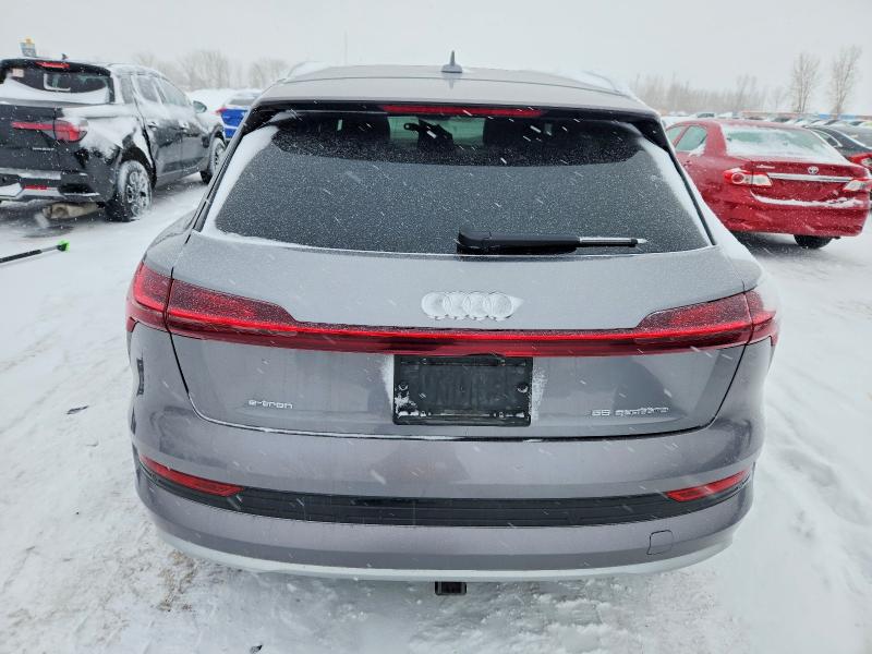 Продаж на аукціоні авто 2019 Audi E-tron, vin: WA1VAAGE0KB008742, номер лоту: 99423245