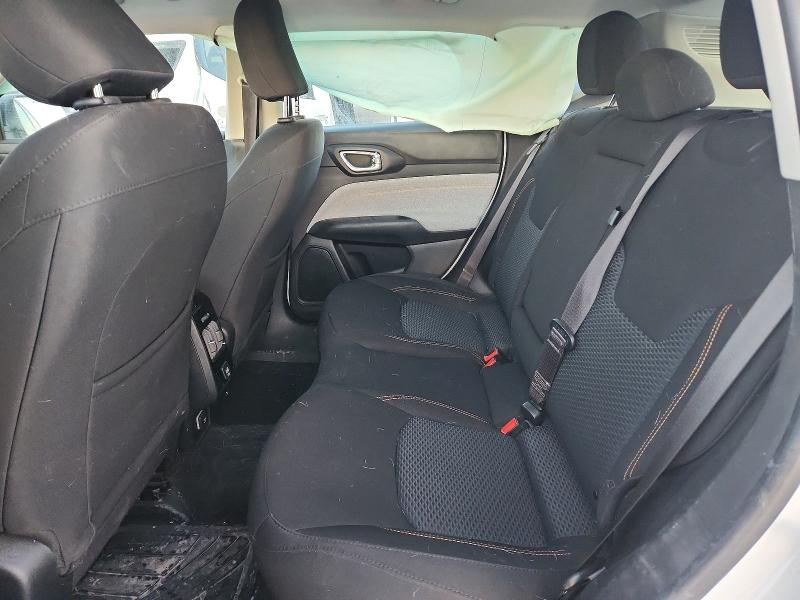97677505 :رقم المزاد ، 3C4NJDAB4NT106858 vin ، 2022 Jeep Compass مزاد بيع