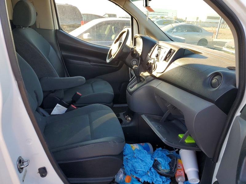 72216325 :رقم المزاد ، 3N6CM0KN8FK731705 vin ، 2015 Nissan Nv200 مزاد بيع
