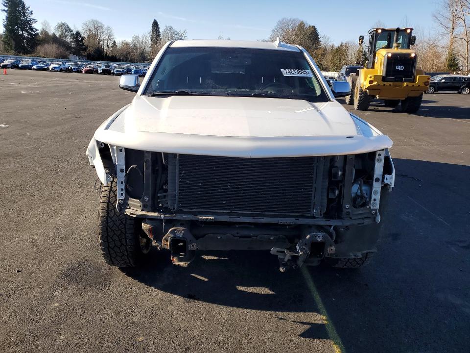 Aukcja sprzedaży 2016 Chevrolet Suburban, vin: 1GNSKJKC0GR240517, numer aukcji: 74213805