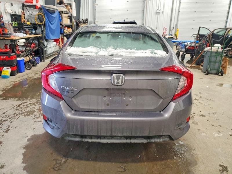 Продажа на аукционе авто 2018 Honda Civic Lx 4dr, vin: 2HGFC2F5XJH038009, номер лота: 73488075
