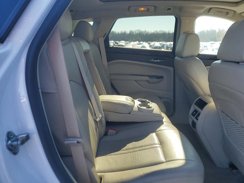 74876705 :رقم المزاد ، 3GYFNBE32FS625800 vin ، 2015 Cadillac Srx مزاد بيع