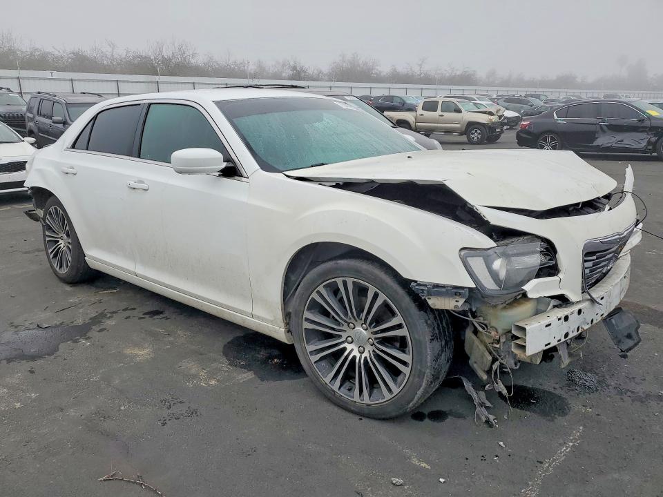 2012 Chrysler 300 მანქანა იყიდება აუქციონზე, vin: 2C3CCABG1CH313311, აუქციონის ნომერი: 75490525