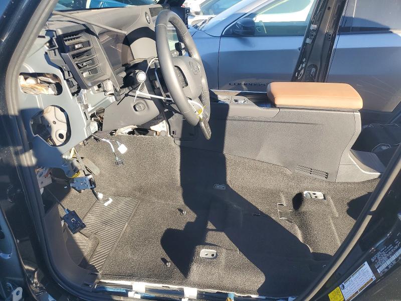 Продажа на аукционе авто 2025 Lexus Gx 550 Lux, vin: JTJVBCDX6S5045262, номер лота: 99176595