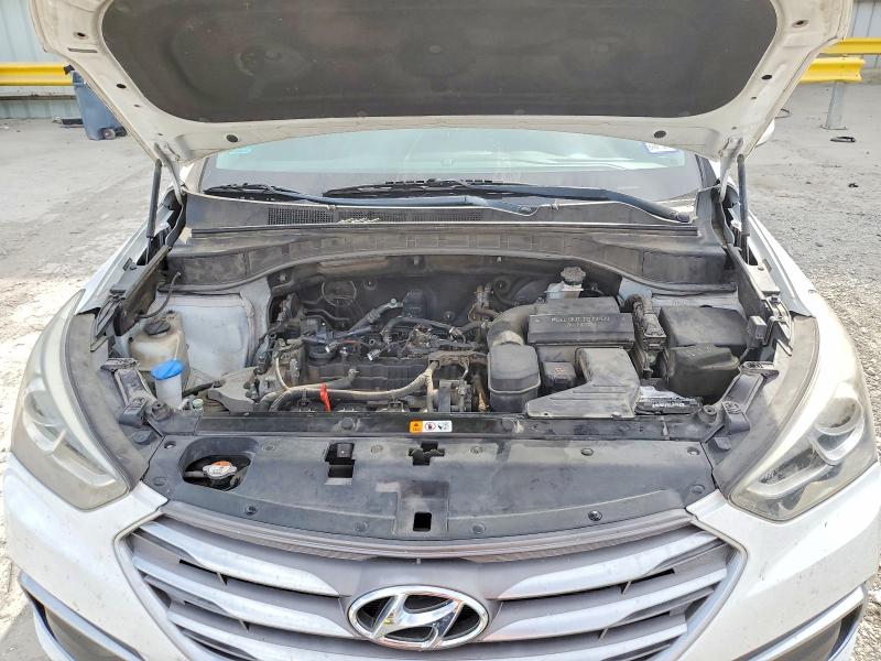 Продаж на аукціоні авто 2018 Hyundai Santa Fe S, vin: 5NMZT3LB2JH099869, номер лоту: 72365935