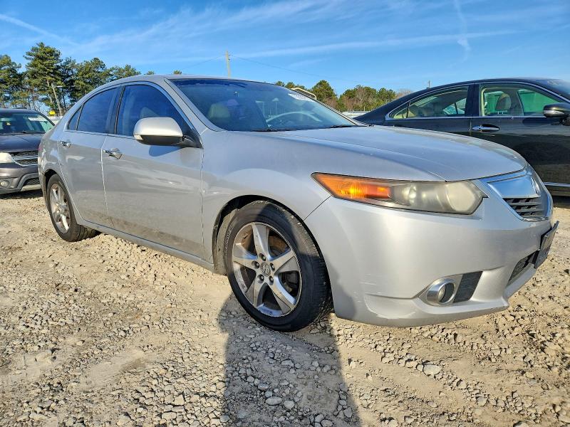 73525815 :رقم المزاد ، JH4CU2F66CC001437 vin ، 2012 Acura Tsx Tech مزاد بيع