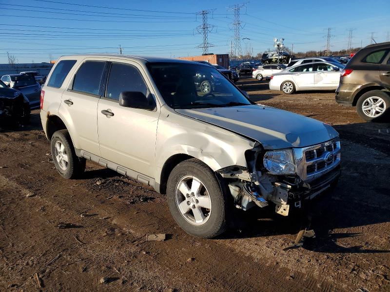 72484445 :رقم المزاد ، 1FMCU02719KC26024 vin ، 2009 Ford Escape مزاد بيع