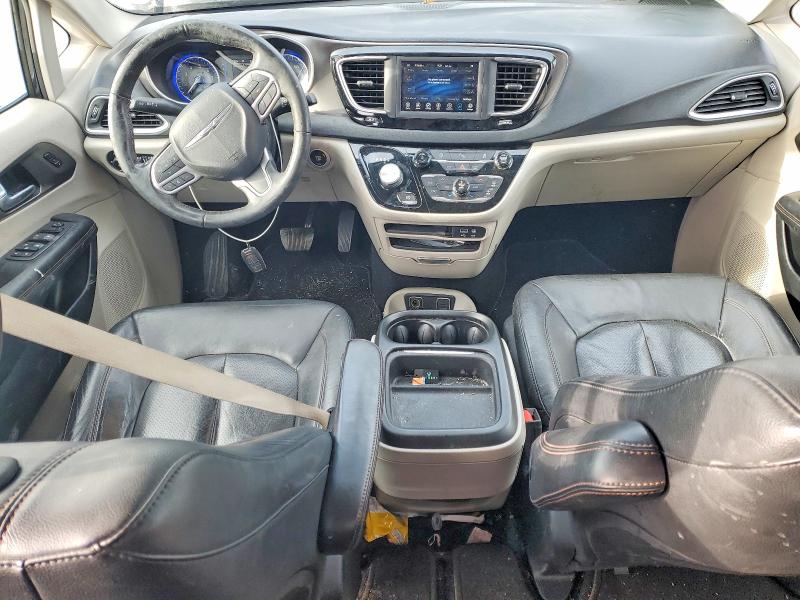 74759785 :رقم المزاد ، 2C4RC1BG1LR215637 vin ، 2020 Chrysler Pacifica مزاد بيع