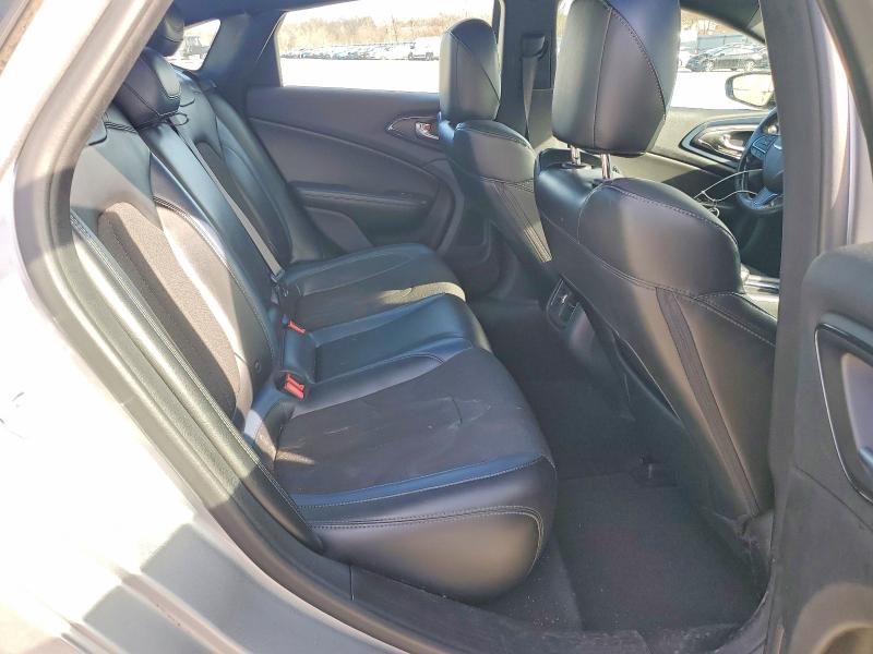 Продажа на аукционе авто 2015 Chrysler 200, vin: 1C3CCCBG8FN582347, номер лота: 99428745