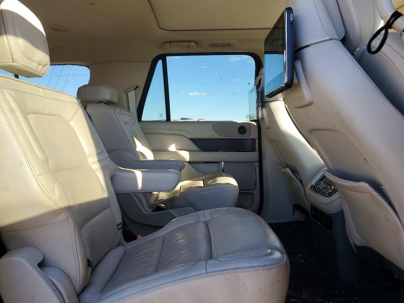 Продаж на аукціоні авто 2019 Lincoln Navigator, vin: 5LMJJ3LT3KEL05287, номер лоту: 99091495
