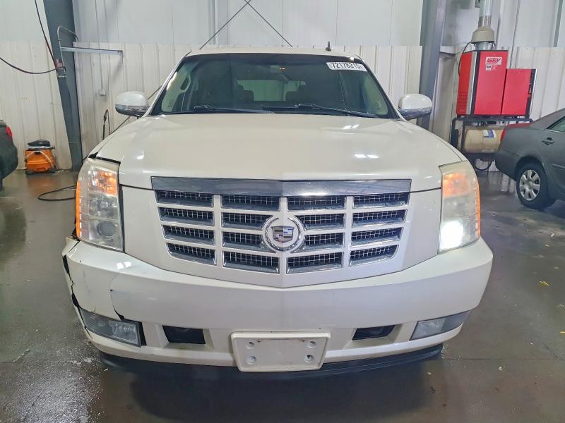 Продажа на аукционе авто 2008 Cadillac Escalade L, vin: 1GYFK63838R204236, номер лота: 72178315
