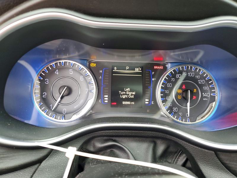 72560495 :رقم المزاد ، 1C3CCCAG6GN126026 vin ، 2016 Chrysler 200 مزاد بيع