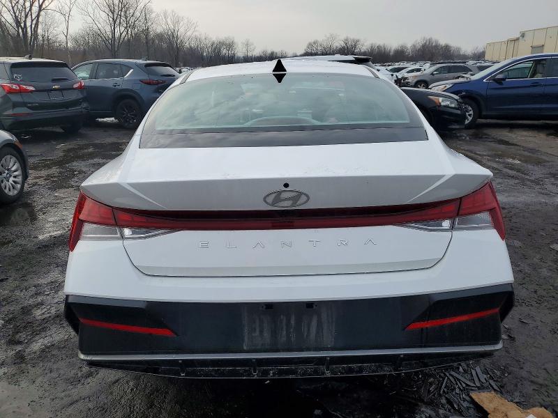2025 Hyundai Elantra მანქანა იყიდება აუქციონზე, vin: KMHLS4DG6SU949789, აუქციონის ნომერი: 99302675
