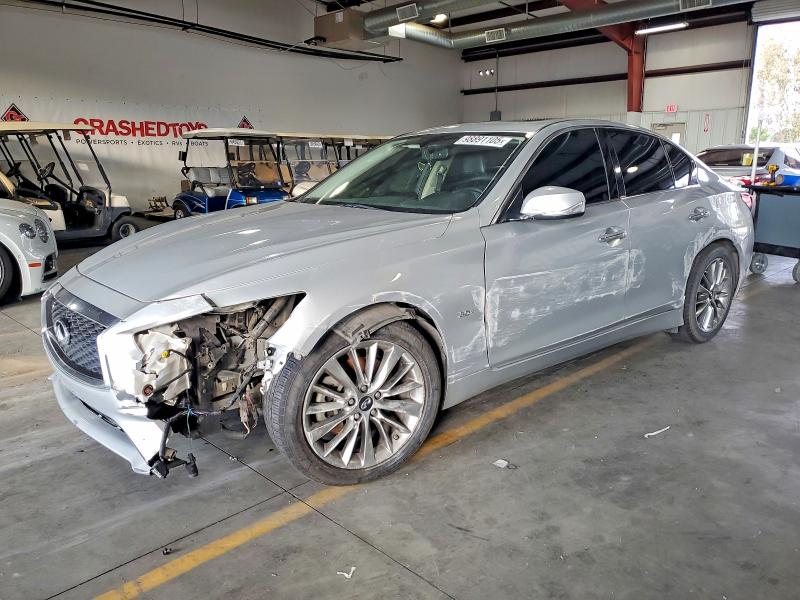98891105 :رقم المزاد ، JN1EV7AP8JM357595 vin ، 2018 Infiniti Q50 Luxe مزاد بيع