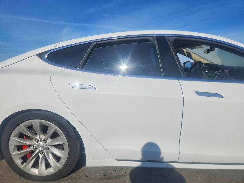 Продажа на аукционе авто 2014 Tesla Model S, vin: 5YJSA1H17EFP37763, номер лота: 99661025