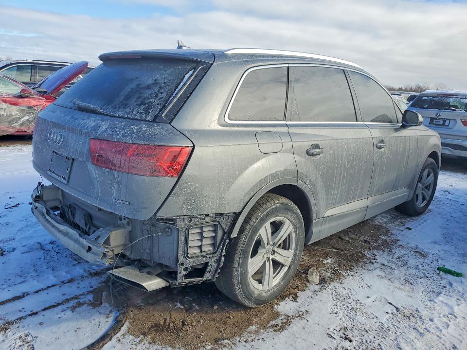 Продажа на аукционе авто 2018 Audi Q7, vin: WA1AHAF79JD009260, номер лота: 75301135