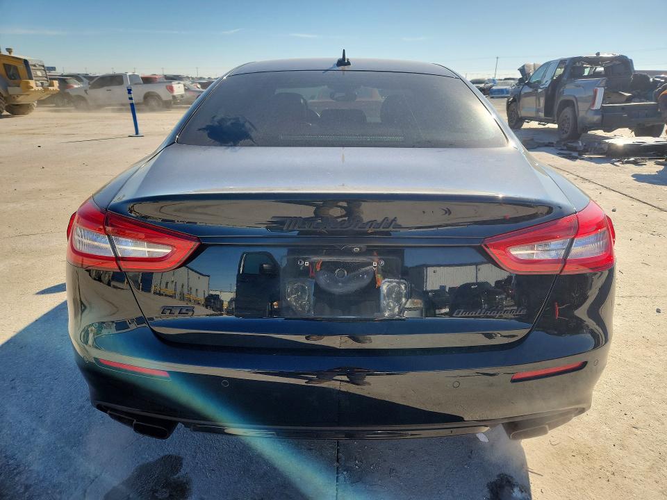 75425975 :رقم المزاد ، ZAM56PPL6H1211718 vin ، 2017 Maserati Quattropor مزاد بيع