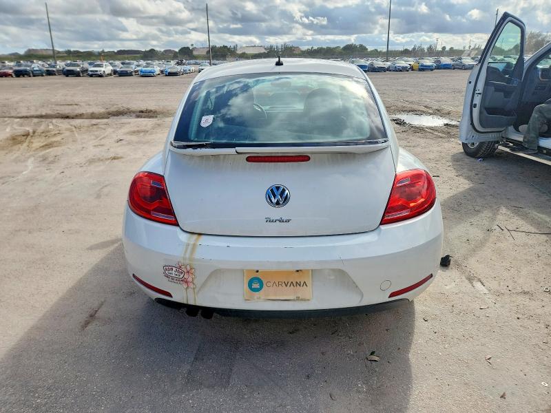2016 Volkswagen Beetle მანქანა იყიდება აუქციონზე, vin: 3VWF17AT1GM635886, აუქციონის ნომერი: 75358105