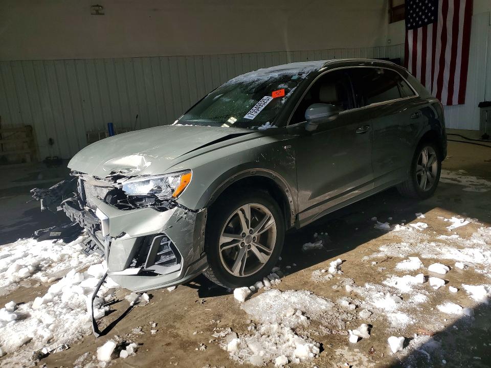 2020 Audi Q3 მანქანა იყიდება აუქციონზე, vin: WA1DECF35L1115210, აუქციონის ნომერი: 75549525