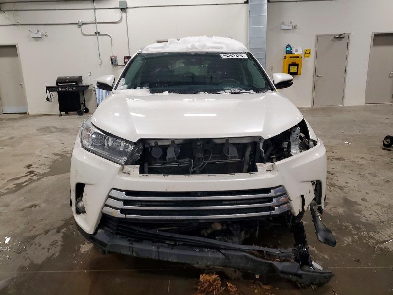 Aukcja sprzedaży 2017 Toyota Highlander, vin: 5TDDGRFH8HS021069, numer aukcji: 95099365