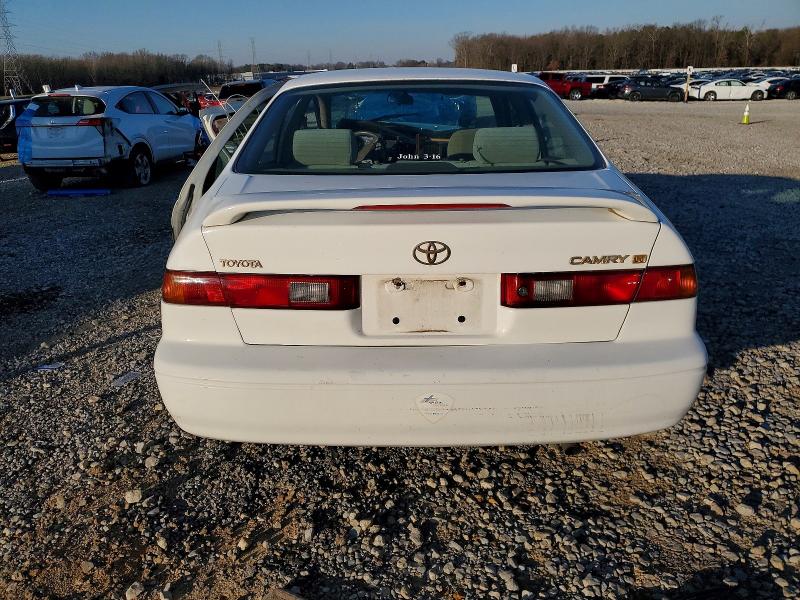 1999 Toyota Camry მანქანა იყიდება აუქციონზე, vin: 4T1BG22K2XU872550, აუქციონის ნომერი: 72700625