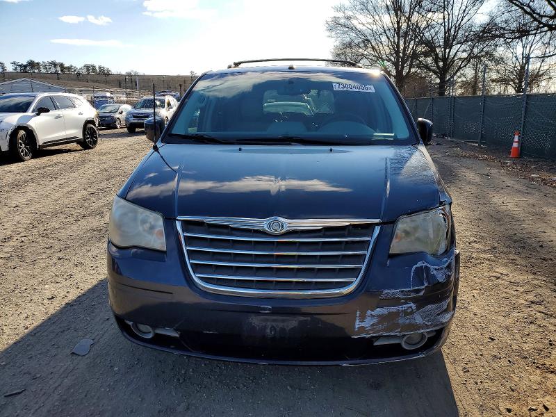 2008 Chrysler Town & Country მანქანა იყიდება აუქციონზე, vin: 2A8HR54P18R711293, აუქციონის ნომერი: 73004055