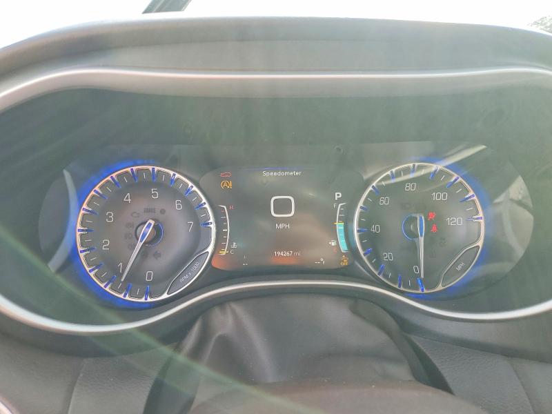 95220755 :رقم المزاد ، 2C4RC1EGXLR138682 vin ، 2020 Chrysler Pacifica مزاد بيع