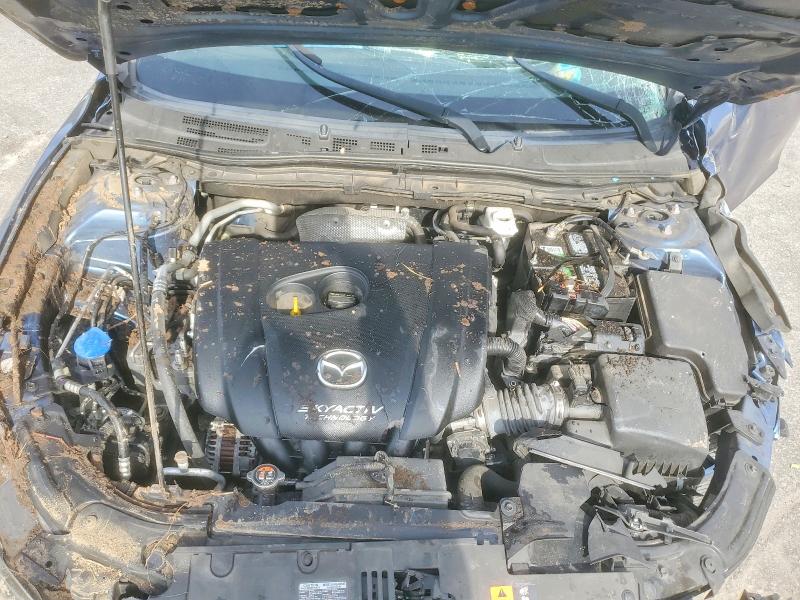 72360385 :رقم المزاد ، 3MZBN1U7XJM220555 vin ، 2018 Mazda 3 مزاد بيع