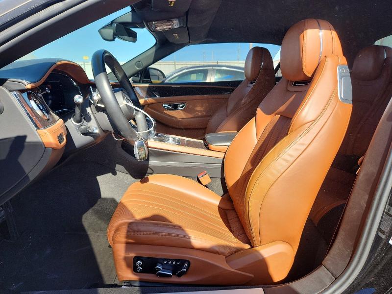 72403585 :رقم المزاد ، SCBDG4ZGXMC085571 vin ، 2021 Bentley Continental مزاد بيع