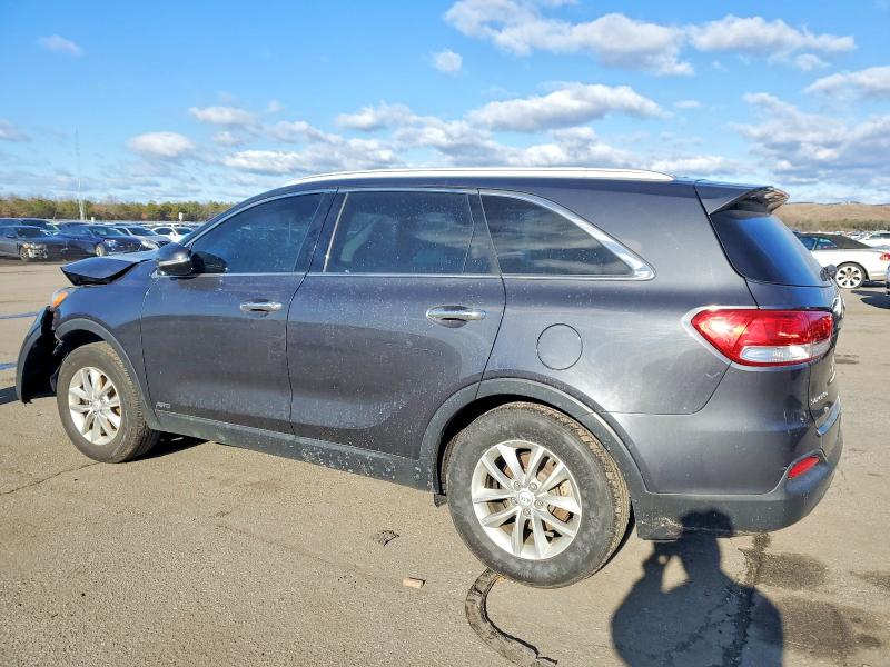 2017 Kia Sorento მანქანა იყიდება აუქციონზე, vin: 5XYPGDA36HG191391, აუქციონის ნომერი: 98362555