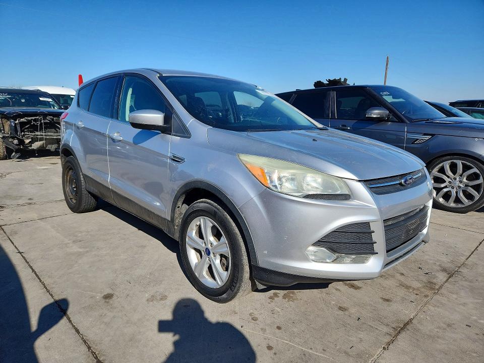 2015 Ford Escape მანქანა იყიდება აუქციონზე, vin: 1FMCU0G90FUA10207, აუქციონის ნომერი: 74111715