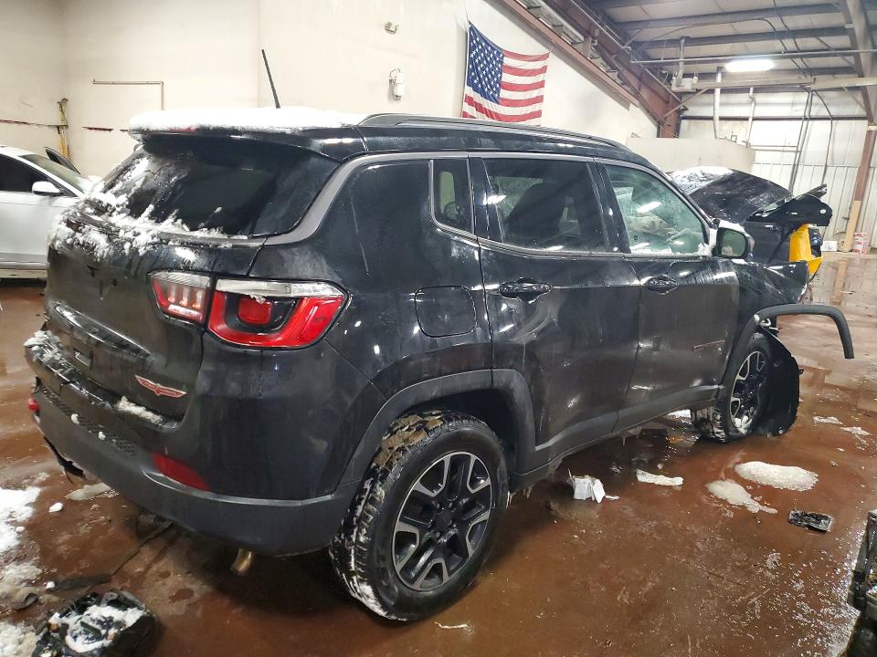 2018 Jeep Compass მანქანა იყიდება აუქციონზე, vin: 3C4NJDDB3JT501720, აუქციონის ნომერი: 75053125