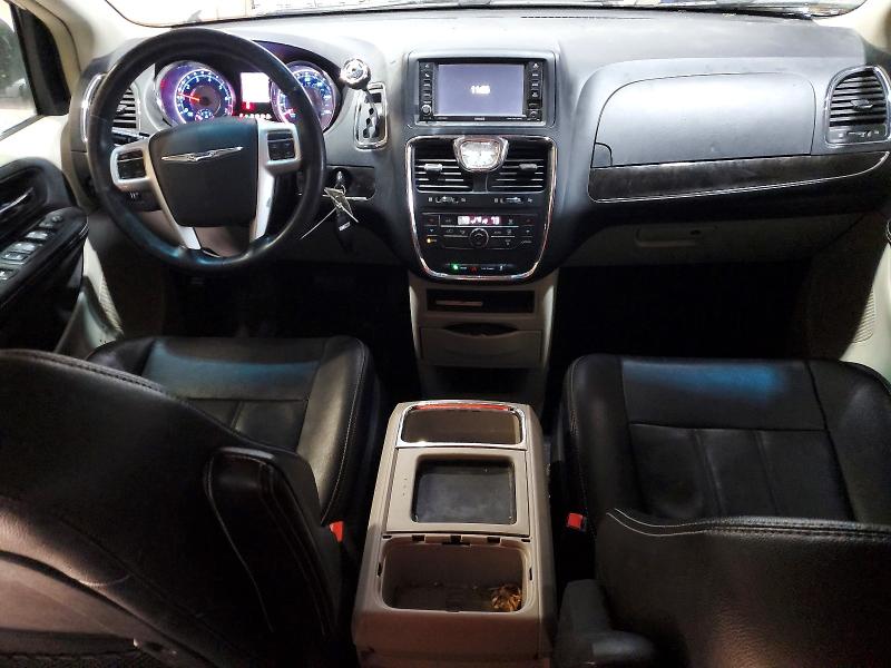 73178895 :رقم المزاد ، 2C4RC1BG4FR577272 vin ، 2015 Chrysler Town & Country مزاد بيع