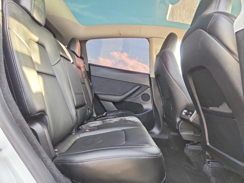 Продажа на аукционе авто 2024 Tesla Model Y, vin: 7SAYGDEE8RA250921, номер лота: 74026775