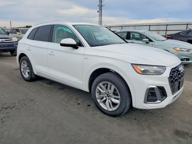 Продаж на аукціоні авто 2022 Audi Q5, vin: WA1GAAFY1N2055741, номер лоту: 98859195