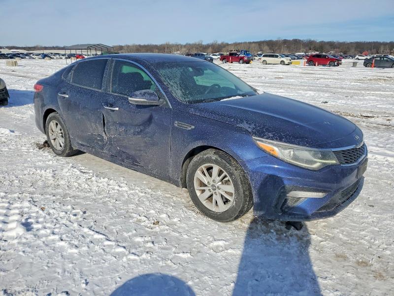2019 Kia Optima მანქანა იყიდება აუქციონზე, vin: 5XXGT4L36KG279880, აუქციონის ნომერი: 74782445