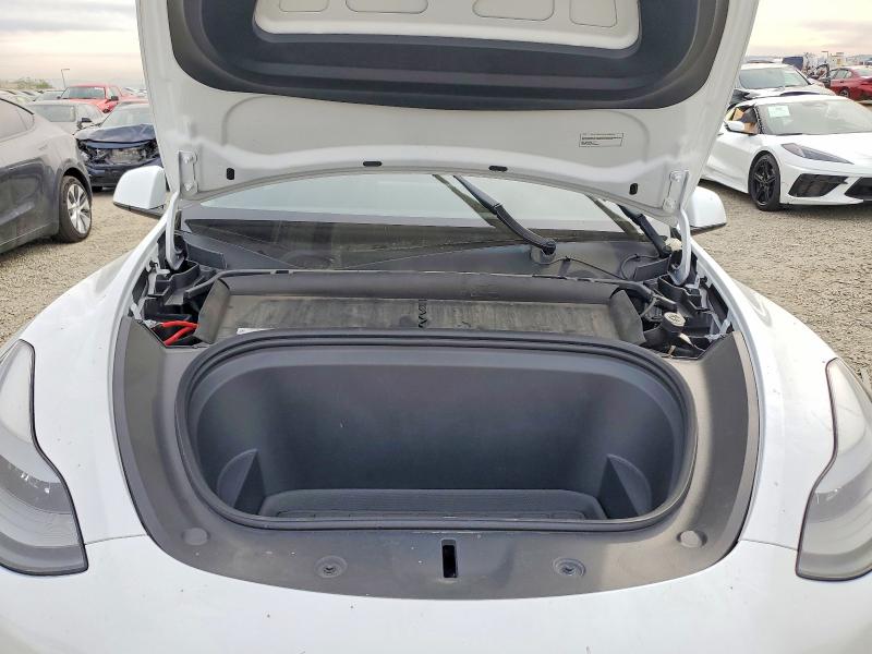 75072005 :رقم المزاد ، 7SAYGAEE1PF881184 vin ، 2023 Tesla Model Y مزاد بيع