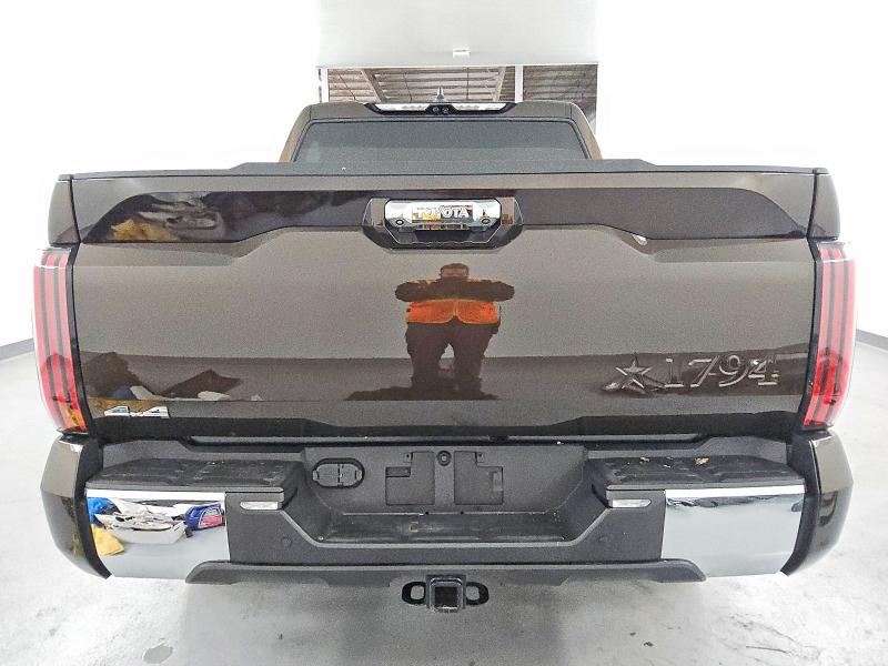 2025 Toyota Tundra მანქანა იყიდება აუქციონზე, vin: 5TFMA5DB9SX317356, აუქციონის ნომერი: 99847325