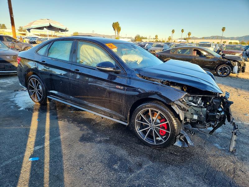 72886565 :رقم المزاد ، 3VW2T7BU9SM066570 vin ، 2025 Volkswagen Jetta مزاد بيع