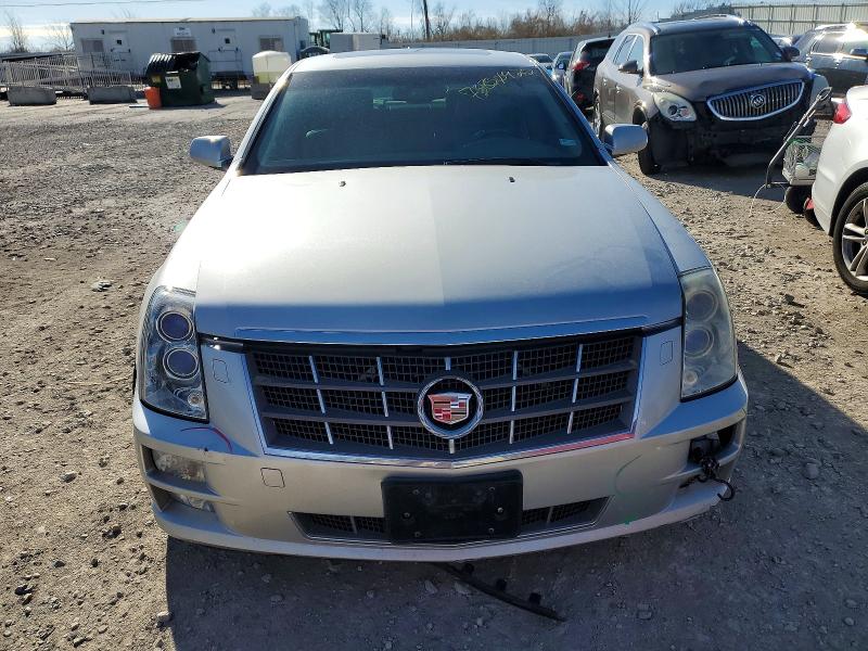 73850925 :رقم المزاد ، 1G6DZ67A690156018 vin ، 2009 Cadillac Sts مزاد بيع