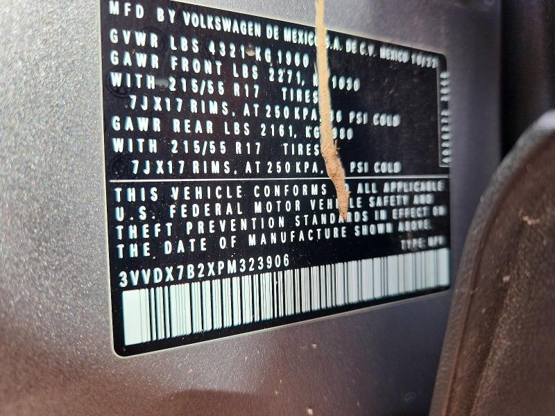 75242065 :رقم المزاد ، 3VVDX7B2XPM323906 vin ، 2023 Volkswagen Taos مزاد بيع