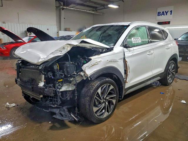 2020 Hyundai Tucson მანქანა იყიდება აუქციონზე, vin: KM8J33AL1LU263595, აუქციონის ნომერი: 97367675
